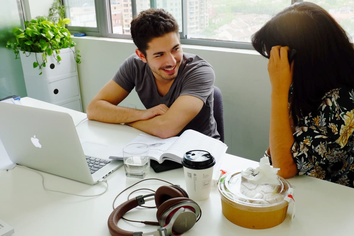 Yiyi tutoring a student at LTL Shanghai